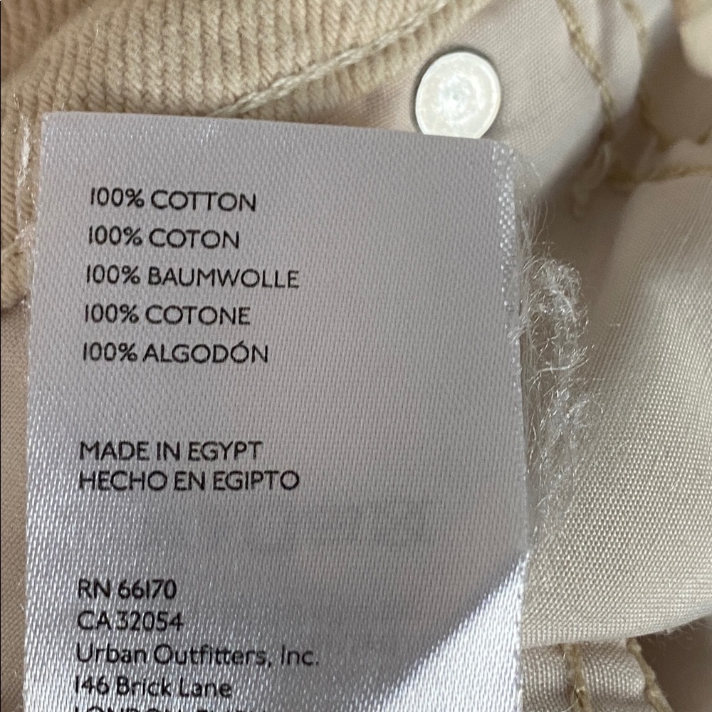 BDG Mid Rise Cowgirl Jeans In‎ Cream - Picture 11 of 11